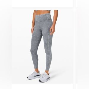 Lululemon Fast & Free leggings with pockets Size 6